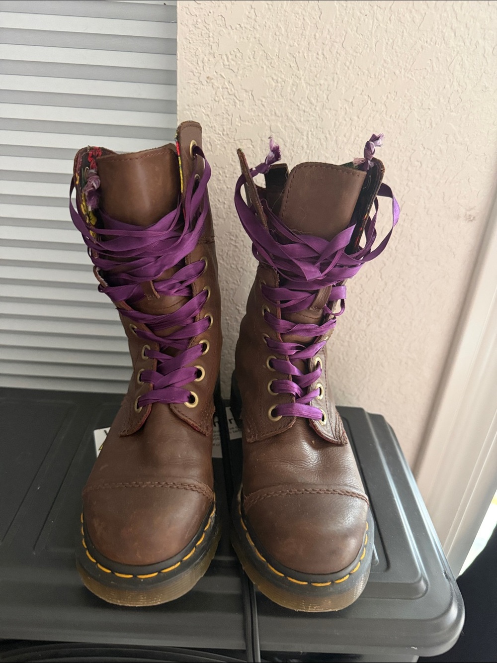 Dr. Martens Brown Leather Lace-Up Boots with Purple ribbon Laces Sz 6
